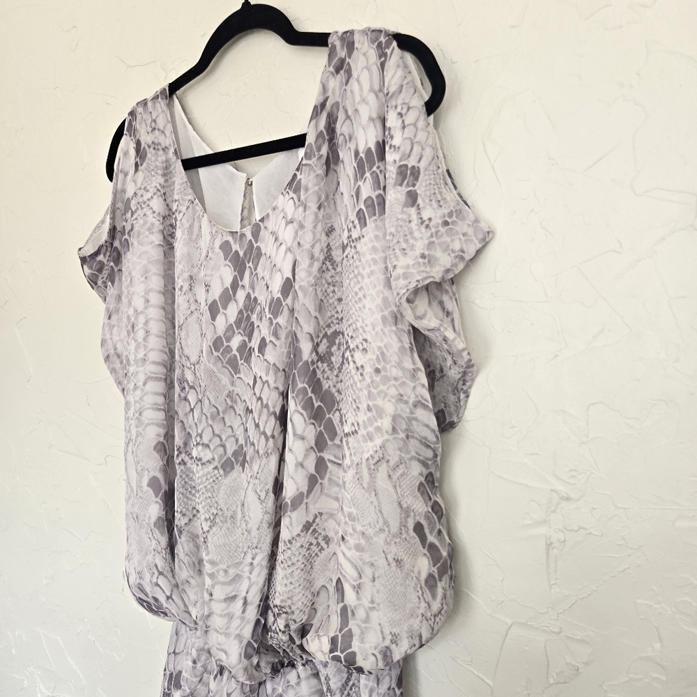 Mare Mare Silk Gray White Python Romper - image 4